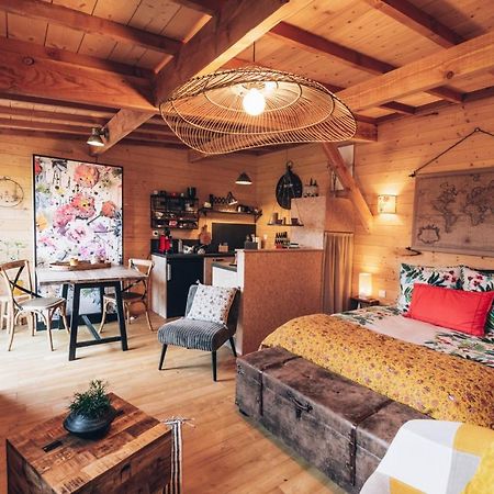 La Cabane Du Bon Chemin ,Spa Laval  Exteriér fotografie