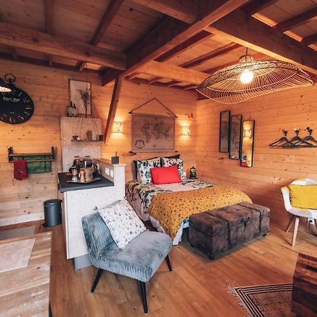 La Cabane Du Bon Chemin ,Spa Laval  Exteriér fotografie