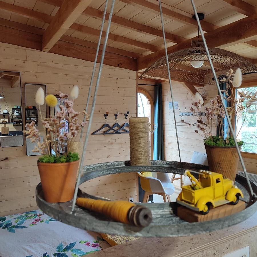 La Cabane Du Bon Chemin ,Spa Laval  Exteriér fotografie